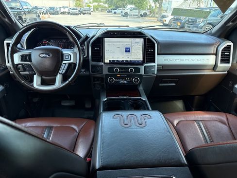 Used 2022 Ford F350 King Ranch w/ King Ranch Ultimate Package AWD/4WD image 6