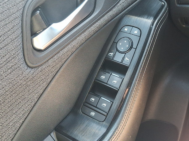 Used 2021 Nissan Rogue SV FWD image 26