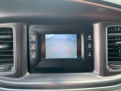 Used 2015 Dodge Charger SE w/ Sport Appearance Group image 15