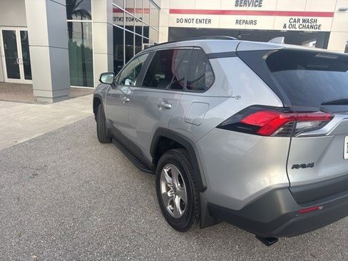 Used 2025 Toyota RAV4 XLE w/ Convenience Package image 6