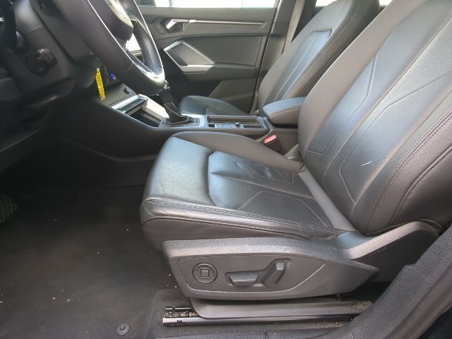 Used 2025 Audi Q3 2.0T Premium AWD/4WD image 10