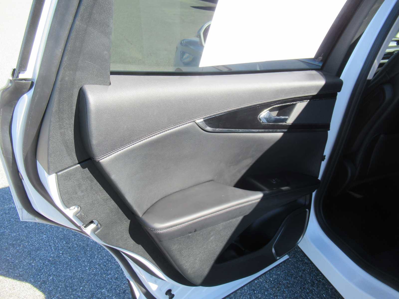 Used 2023 Lincoln Nautilus FWD image 14