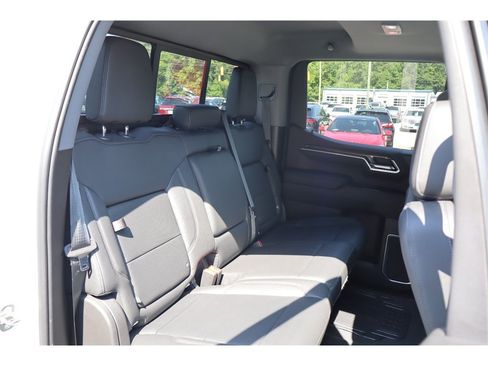 Used 2022 Chevrolet Silverado 1500 LTZ w/ LTZ Premium Package AWD/4WD image 34