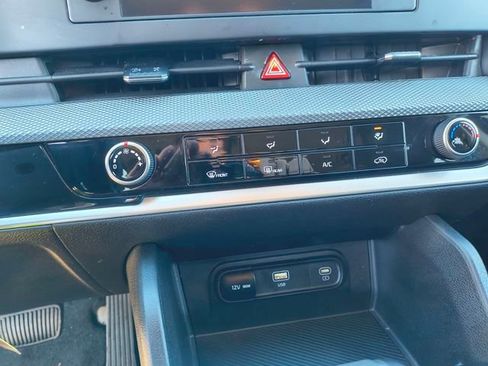 Certified 2023 Kia Sportage LX image 4