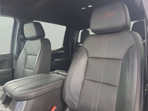 Used 2023 Chevrolet Silverado 1500 High Country w/ Technology Package image 15
