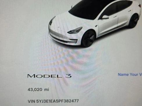 Used 2023 Tesla Model 3 Standard Range image 18