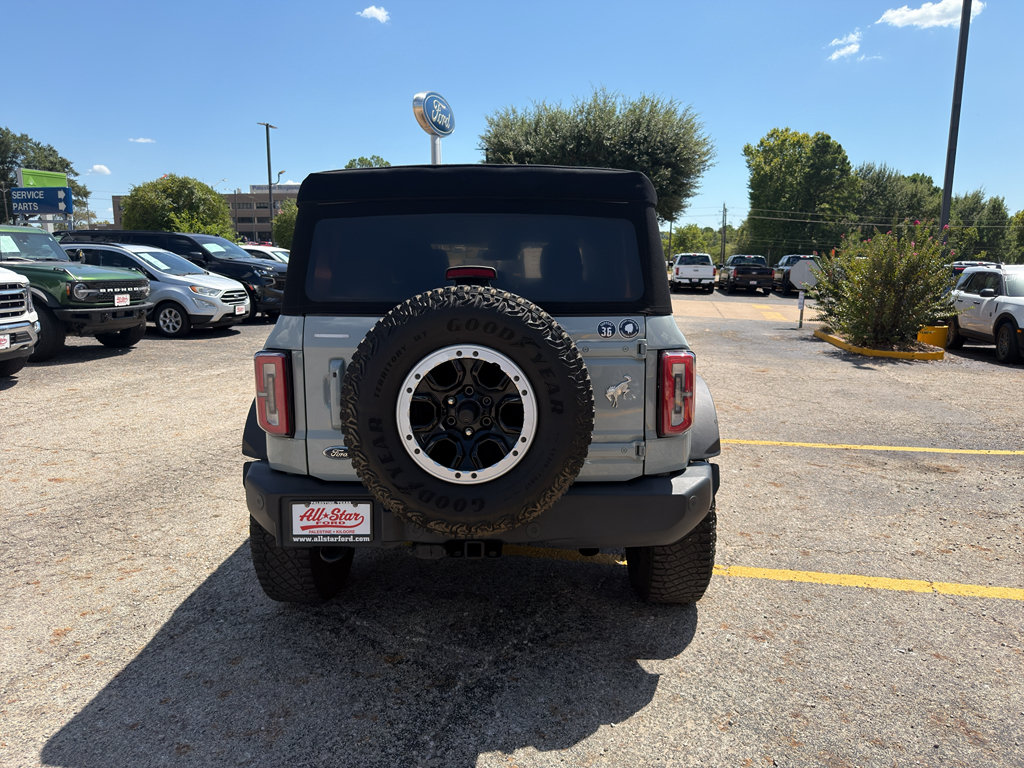 Used 2022 Ford Bronco Outer Banks w/ Sasquatch Package AWD/4WD image 6