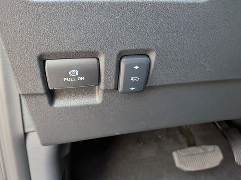 New 2026 Ford F250 Platinum image 17