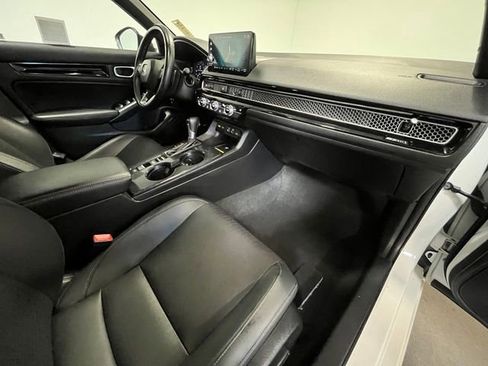 Used 2022 Honda Civic Sport Touring image 10