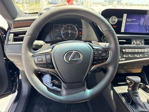 Certified 2024 Lexus ES 350 w/ Premium Package FWD image 14