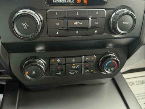 Used 2020 Ford F150 XLT w/ Equipment Group 302A Luxury AWD/4WD image 16