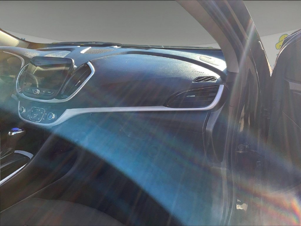 Used 2018 Chevrolet Volt LT FWD image 13