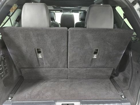 Used 2023 Land Rover Discovery S R-Dynamic AWD/4WD image 44
