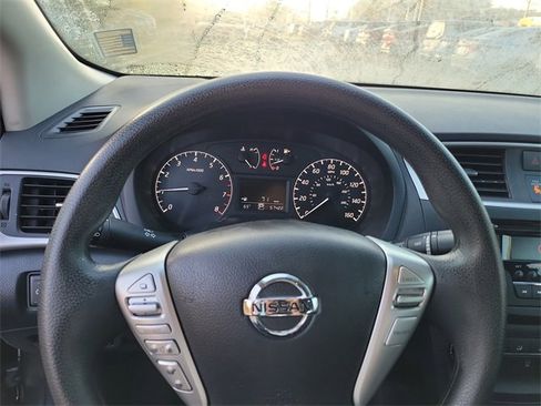 Used 2017 Nissan Sentra S w/ S Style Package image 17