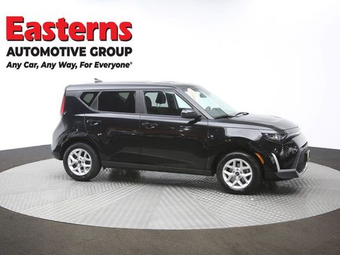 Used 2025 Kia Soul LX w/ LX Technology Package image 46