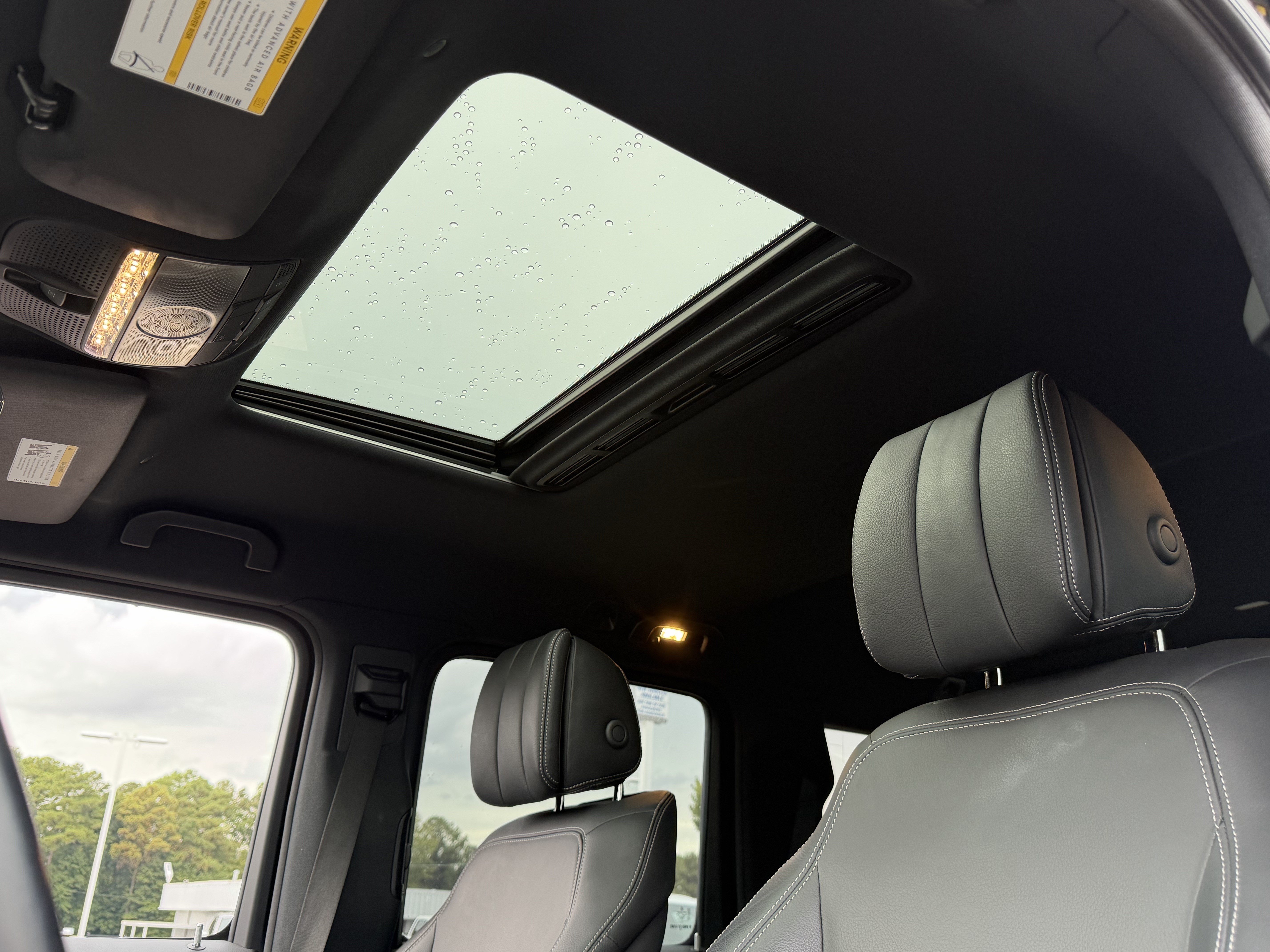 Used 2024 Mercedes-Benz G 550 image 30