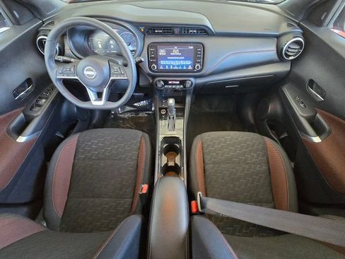Used 2024 Nissan Kicks SR FWD image 9