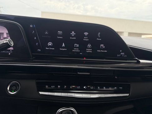Used 2023 Cadillac Escalade Sport w/ LPO, ONYX Package AWD/4WD image 37