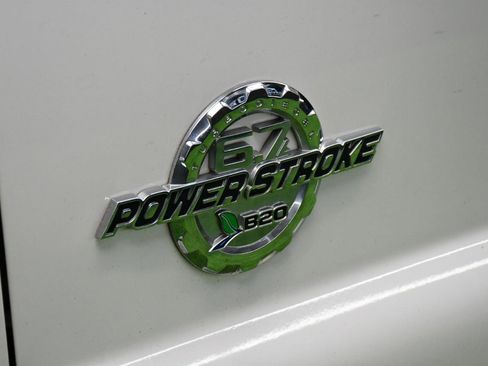 Used 2016 Ford F250 Platinum AWD/4WD image 4
