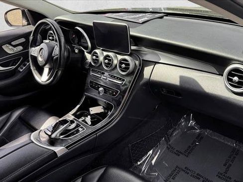 Used 2016 Mercedes-Benz C 300 4MATIC Sedan image 21