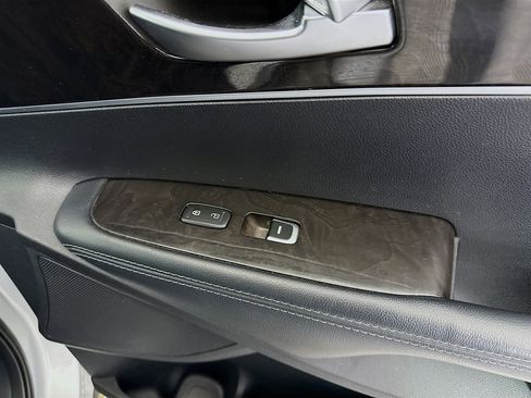 Used 2017 Kia Sorento LX V6 image 30