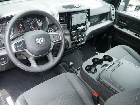 Used 2024 RAM 2500 Tradesman w/ Chrome Appearance Group image 16