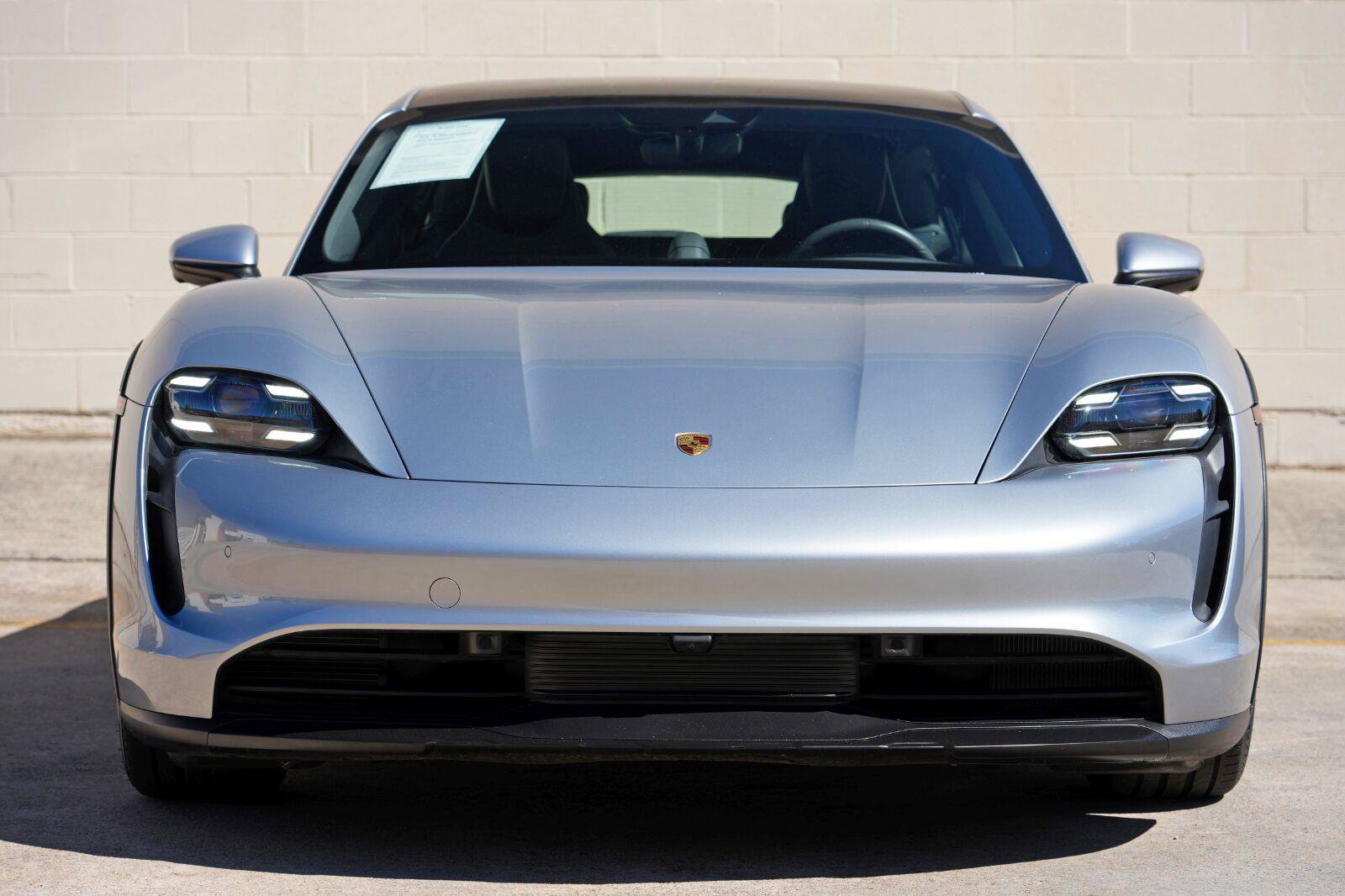 Used 2022 Porsche Taycan 4S AWD/4WD image 7