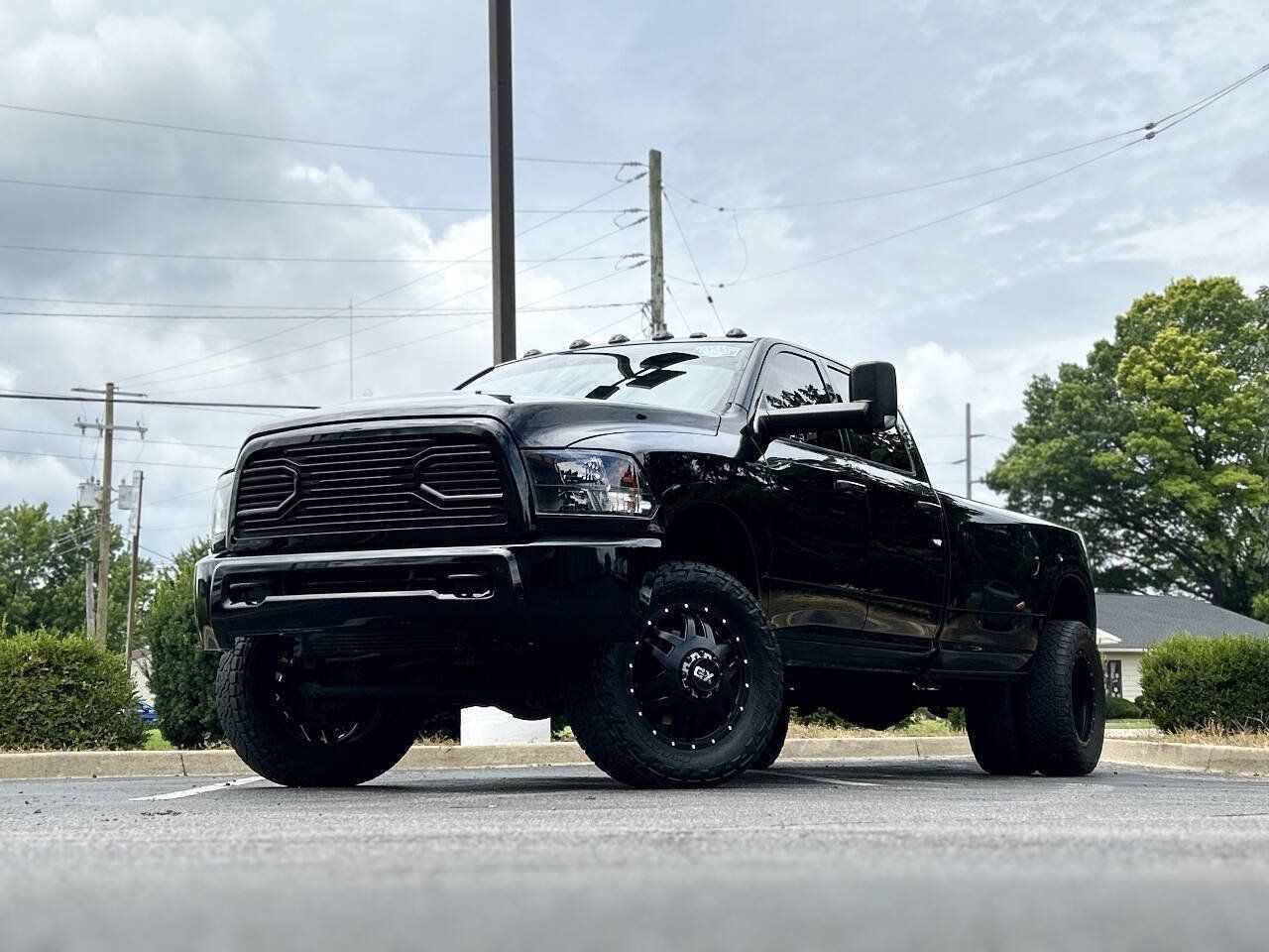 Used 2013 RAM 3500 Tradesman w/ Chrome Appearance Group AWD/4WD image 2