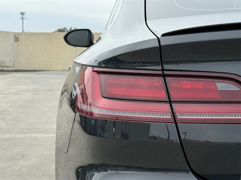 Used 2021 Volkswagen Arteon SE w/ Arteon MDO Package image 6