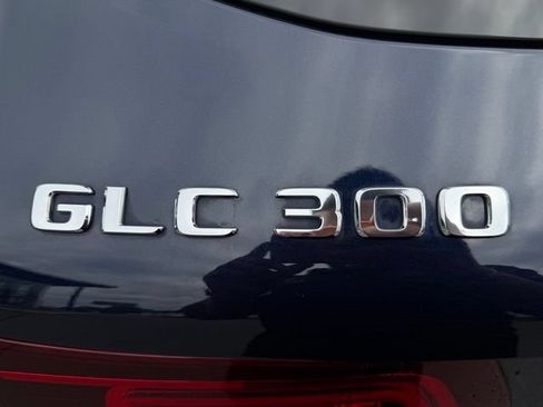 Used 2022 Mercedes-Benz GLC 300 4MATIC image 9