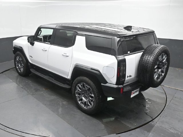 Used 2025 GMC Hummer EV 3X w/ LPO, Cargo Utility Package AWD/4WD image 26