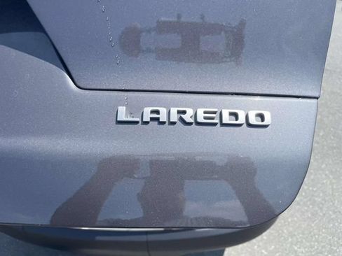 Used 2025 Jeep Grand Cherokee L Laredo w/ Luxury Tech Group I AWD/4WD image 11