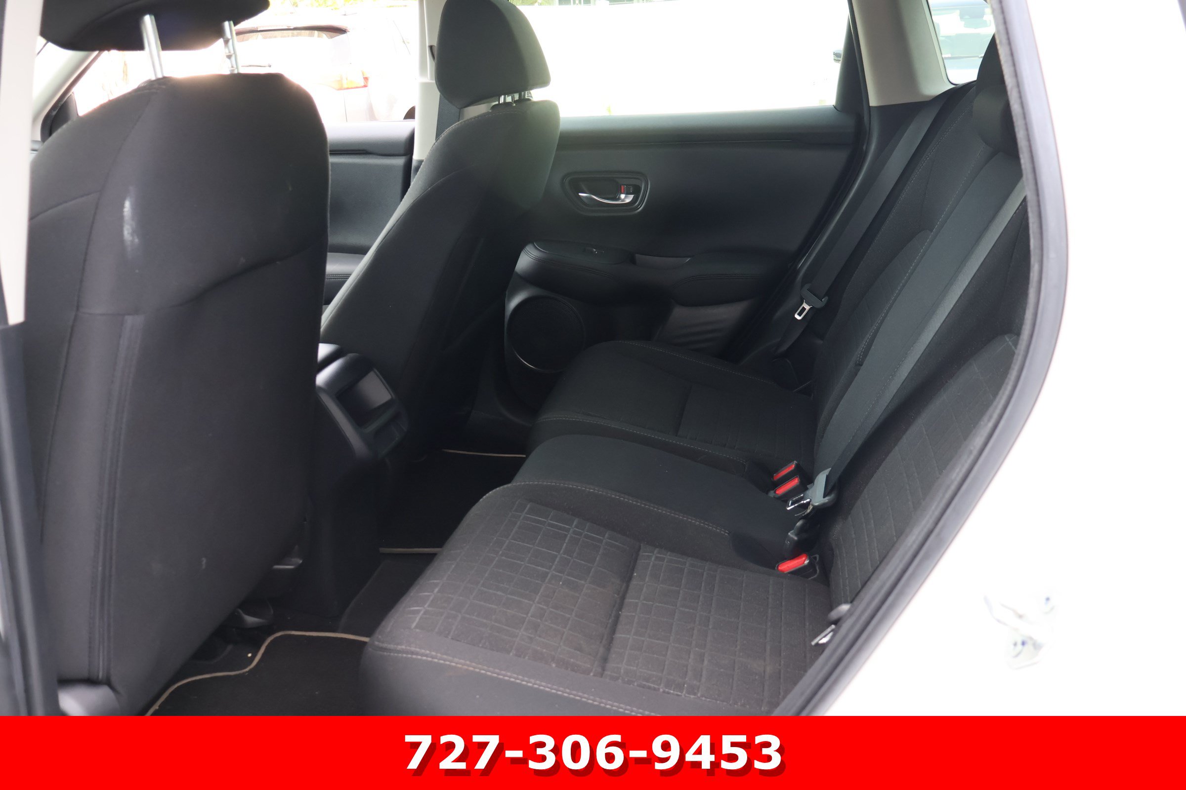 Used 2025 Honda HR-V LX image 14