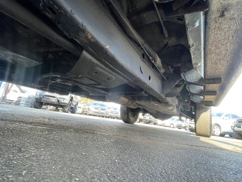 Used 2013 GMC Sierra 2500 SLE w/ SLE Preferred Package image 18