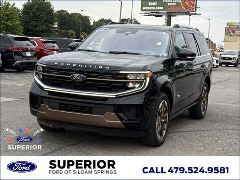 Used 2025 Ford Expedition King Ranch AWD/4WD image 16
