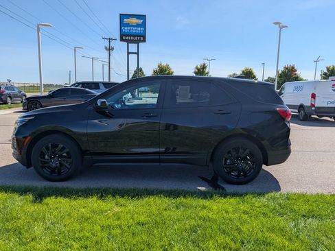 Used 2024 Chevrolet Equinox LS w/ LS Convenience Package FWD image 11