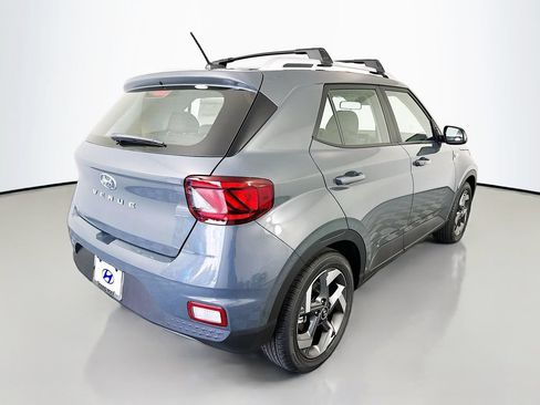 New 2026 Hyundai Venue SEL FWD image 5