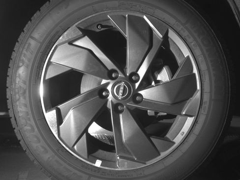 Used 2025 Nissan Rogue SV FWD image 13