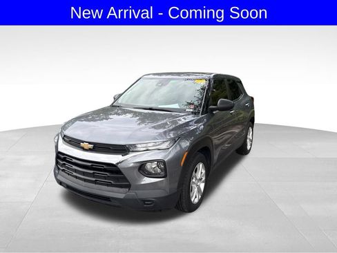 Used 2022 Chevrolet TrailBlazer LS FWD image 1