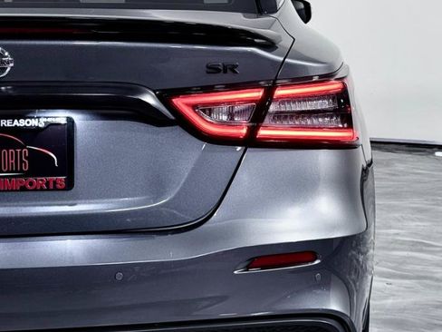 Used 2020 Nissan Maxima SR w/ Sport Mat Group FWD image 14