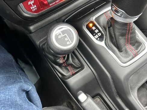 Used 2022 Jeep Gladiator Rubicon w/ LED Lighting Group image 21