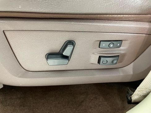 Used 2015 RAM 1500 Laramie Longhorn w/ Convenience Group AWD/4WD image 11