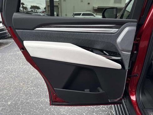 New 2026 Cadillac Escalade V image 13