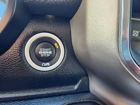 Used 2019 RAM 1500 Laramie image 18