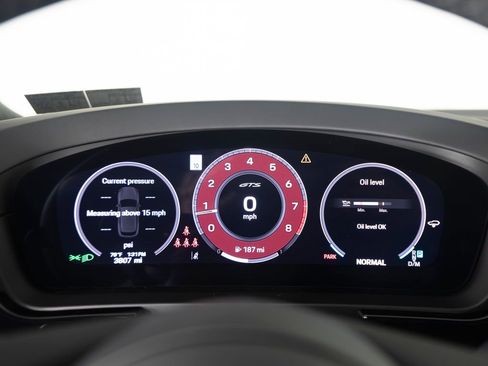 Certified 2025 Porsche Cayenne GTS AWD/4WD image 21