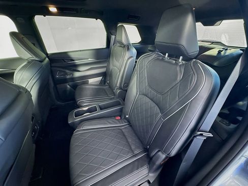 Certified 2025 INFINITI QX60 Autograph w/ Cargo Package image 26