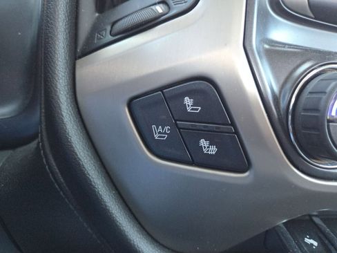 Used 2015 GMC Sierra 2500 Denali image 6