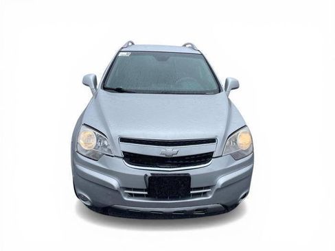 Used 2012 Chevrolet Captiva Sport LT w/ Convenience Package FWD image 9