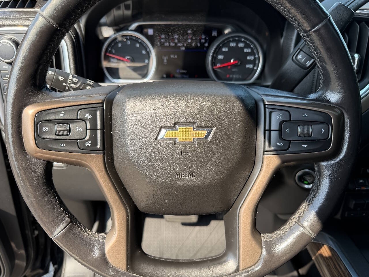 Used 2019 Chevrolet Silverado 1500 High Country w/ High Country Premium Package AWD/4WD image 29