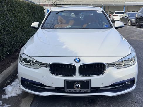 Used 2017 BMW 330i Sedan image 13